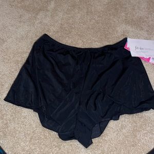 Black swim shorts 22W